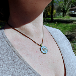 Collier fleur de Laurier Tin - Nirisaya