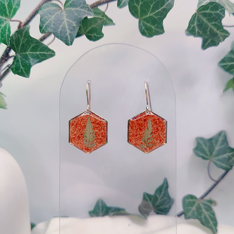 Boucles d’oreilles feuilles et Padouk - Nirisaya