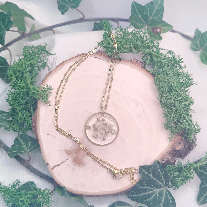 Collier fleur de Gypsophile - Nirisaya